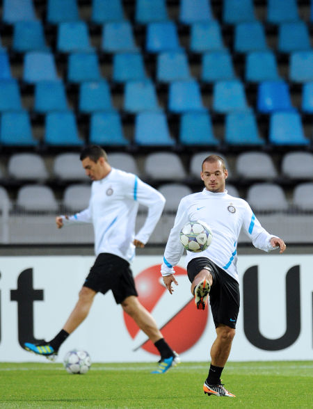 关于转会期芝加哥公牛备战欧冠;伤情更新细节曝光;管理层满意;训练强度明显提升的信息 关于转会期芝加哥公牛备战欧冠;伤情更新细节曝光;管理层满意;训练强度明显提升的信息